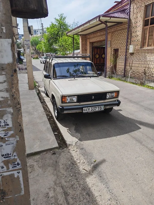Srochna Ваз 2104 sotiladi 1995