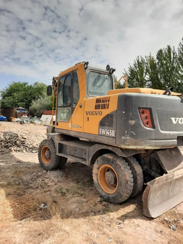 Экскаватор VOLVO EW145B PRIME 3 Экскаватор VOLVO EW145B PRIME 3