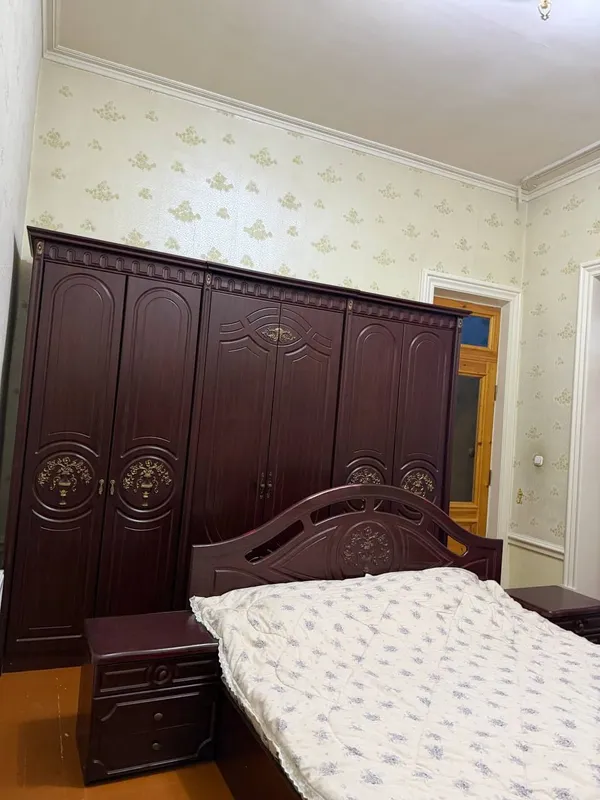 Срочно продаётся спальни гарнитур мебел