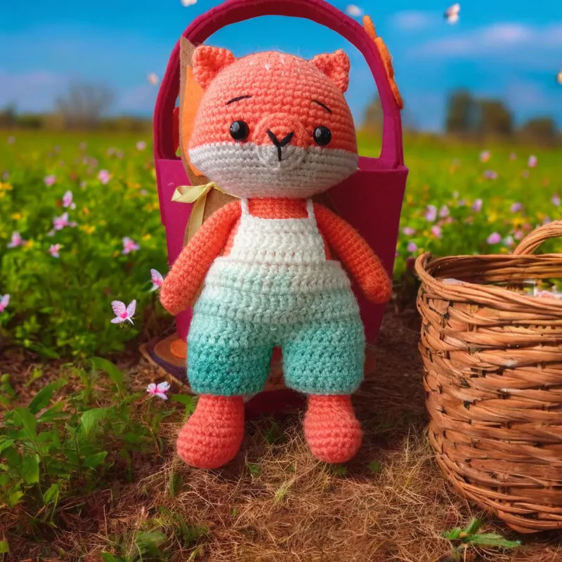 вязаная игрушка лисенок Зоя