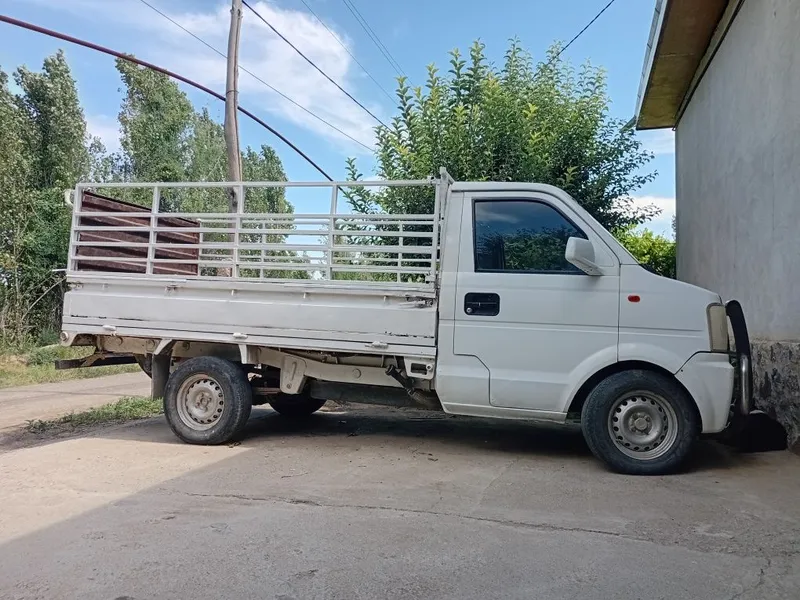 Dong feng yuk aftomobili 2 Dong feng yuk aftomobili 2