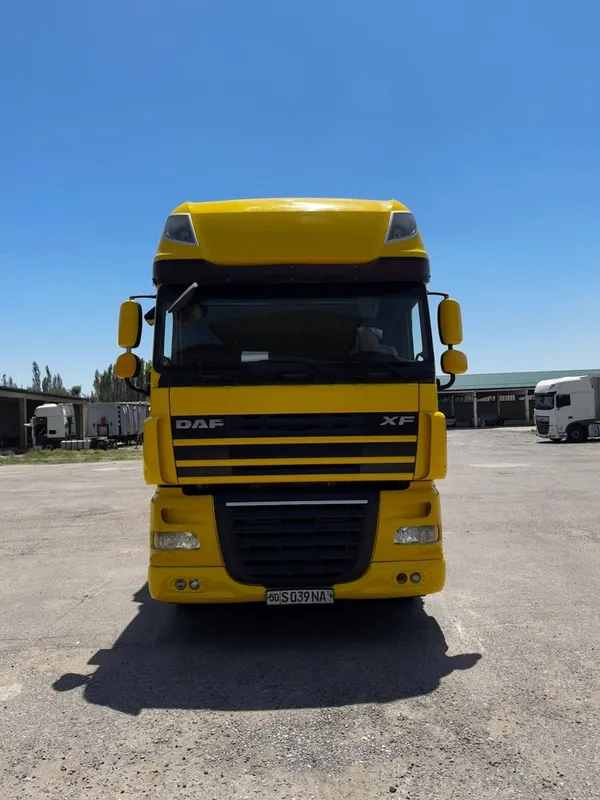 DAF XF 105.410 EURO 5 + KRONE Прицеп Сотилади — фото 1