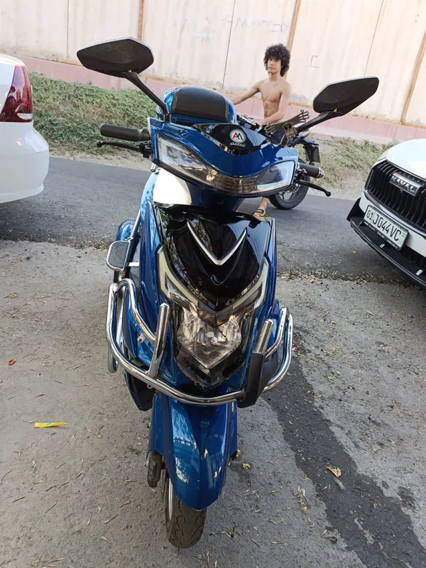Tesla sukutir 2