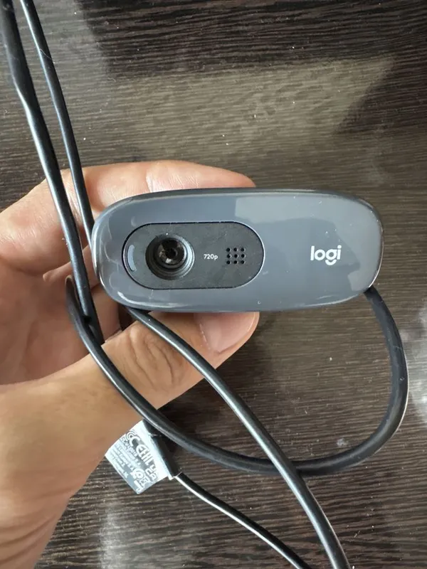 Веб камера Logi HD 720p новая Веб камера Logi HD 720p новая