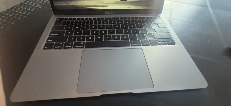 MacBook Air i5 8.128 Gb 85% — фото 2