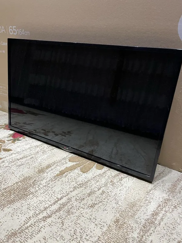 Televizor sotiladi LG 43