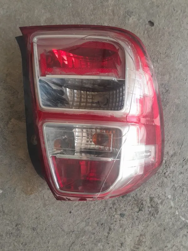 Kobolt faralari singa ichki qismi butun 1