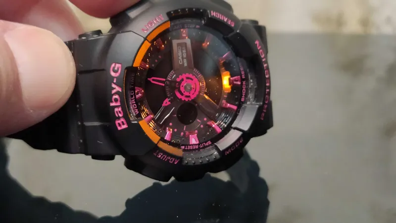 Часы Casio Baby-G BA-111-1A с хронографом — фото 2