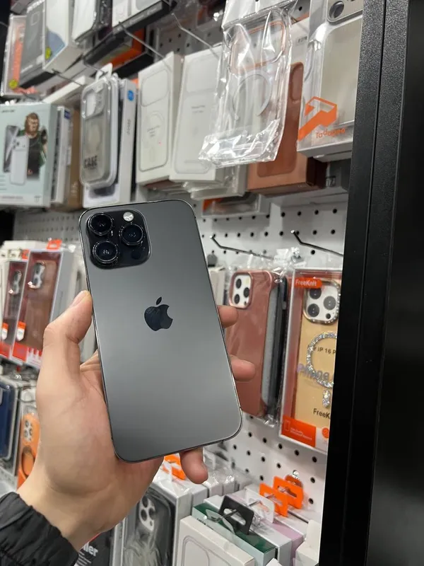 iphone modellari bor
