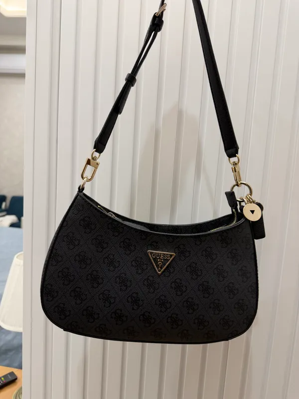 Продам сумку от Guess — фото 1