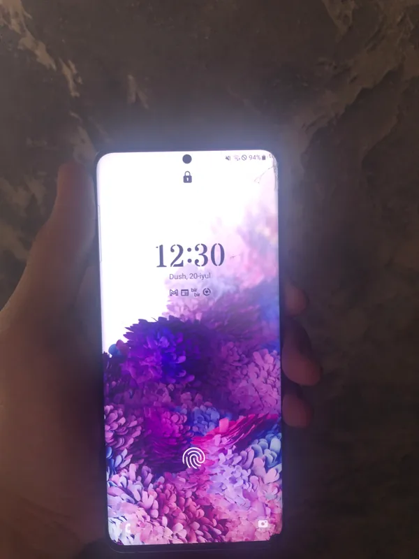 samsung s20+5g sotiladi sunnatiga otib beramz 1 samsung s20+5g sotiladi sunnatiga otib beramz 1