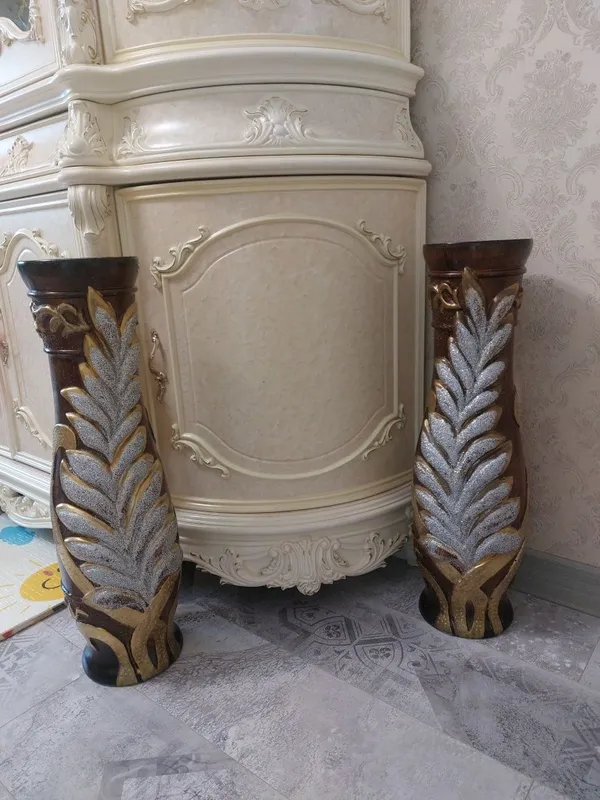 Продаются напольные вазы 1