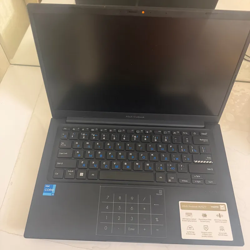 Ноутбук новый Asus 1 Ноутбук новый Asus 1