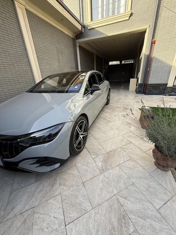 Mercedes benz EQE53 AMG 2 Mercedes benz EQE53 AMG 2