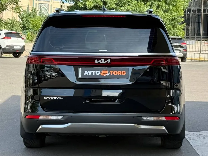 Продаётся Kia Carnival Prestige 3.5L Год 2022 — фото 4