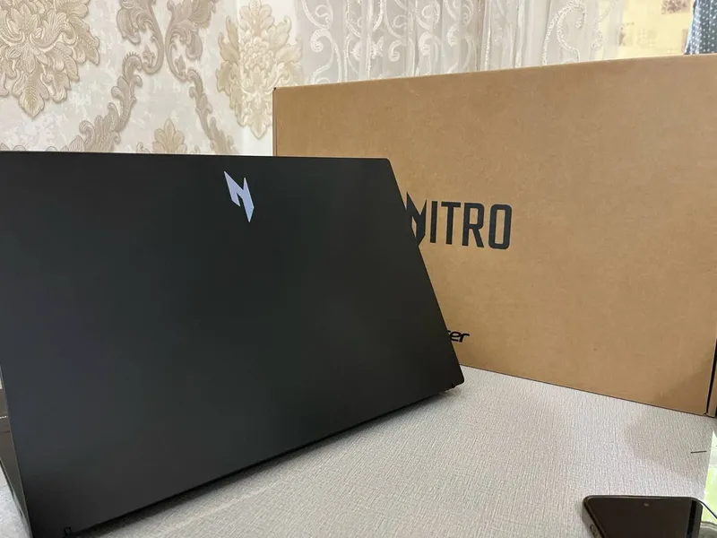 Ноутбук Nitro V15 — фото 1