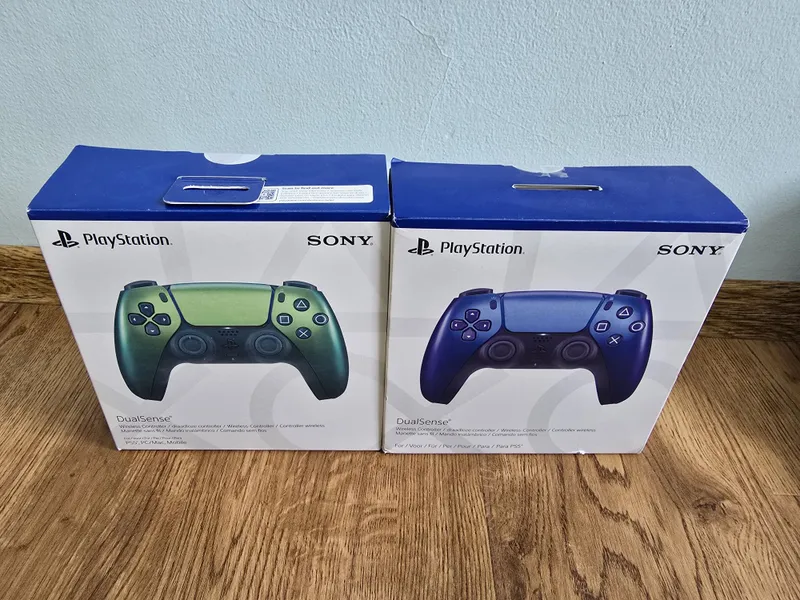 Джойстики для Playstation 5