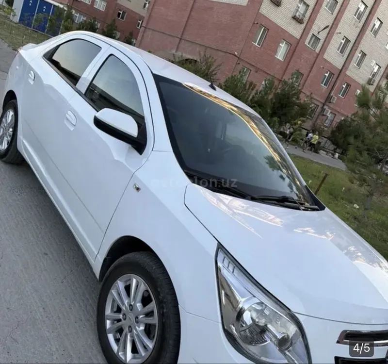 Chevrolet Cobalt 2022 4
