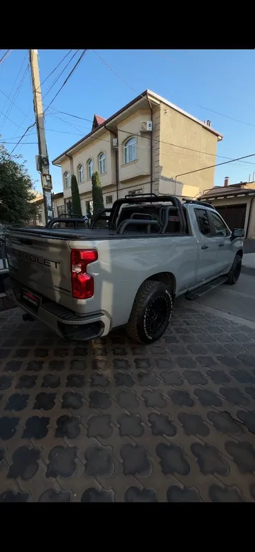 Chevrolet Silverado 5 Chevrolet Silverado 5