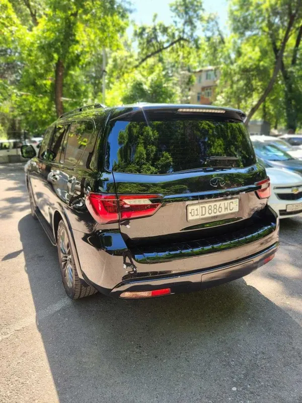 Infiniti QX80 2019 своя, чистая. — фото 3