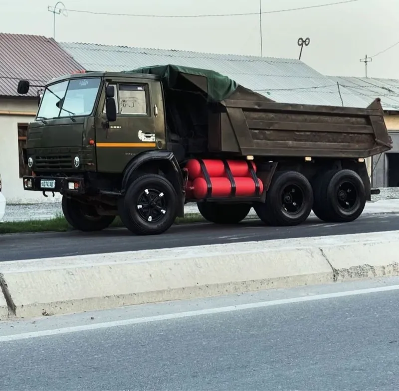 Продайотся камаз 55111 в харошем состояние год 1991
