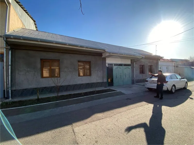 Uy Yakkasaroy tumanida