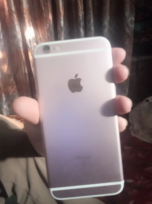 продаётся iPhone 6s pink 1 продаётся iPhone 6s pink 1