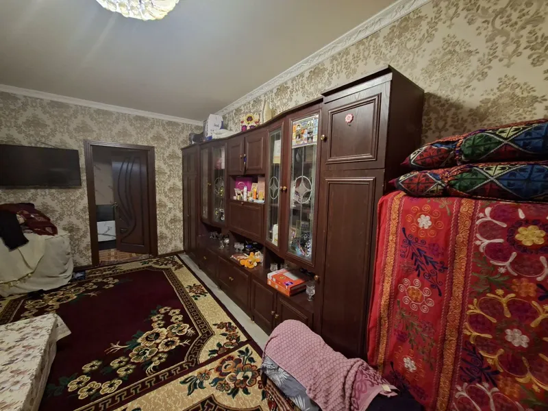 Стенка холати яхши нархи 1 мил.кухнни мебел 500 минг. чамадон 250/100