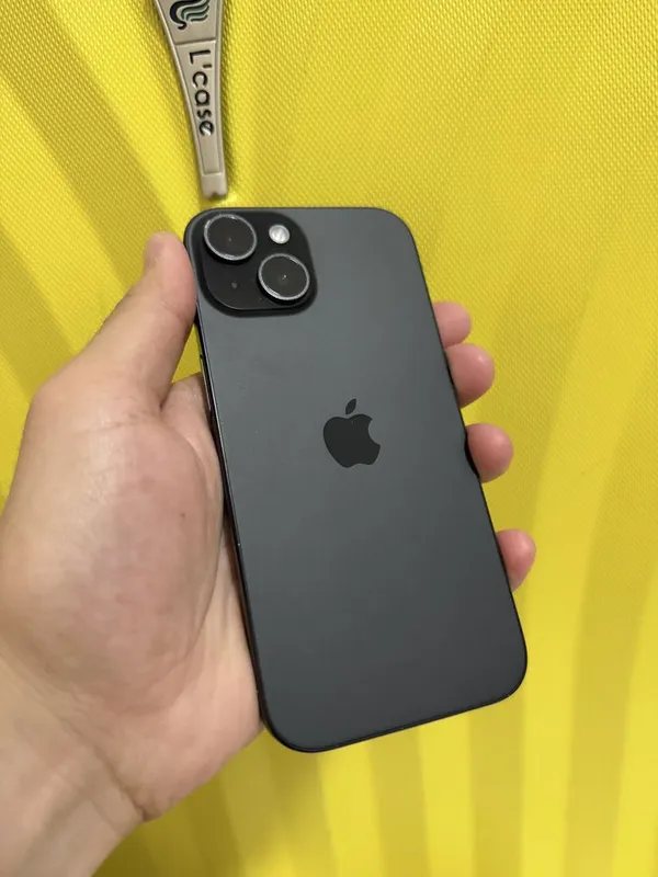 Iphone 15 128 GB 3 Iphone 15 128 GB 3