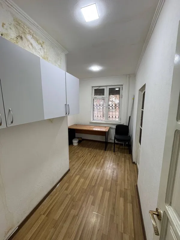 Продается Нежилое В центре 3х комн 1-я линия Яккасарай Ор-р Qanotchi — фото 5