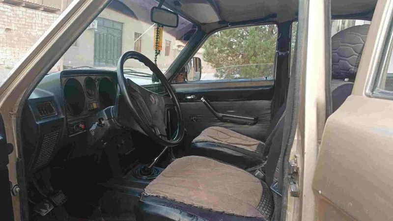 Sitiladi Volga gaz 2410 7 Sitiladi Volga gaz 2410 7