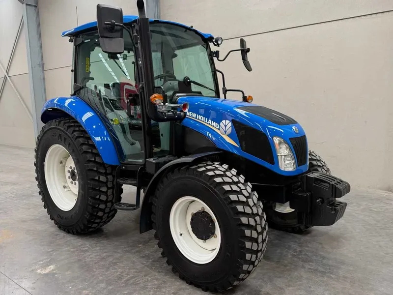 Трактор колесный New Holland T4.75 — фото 3