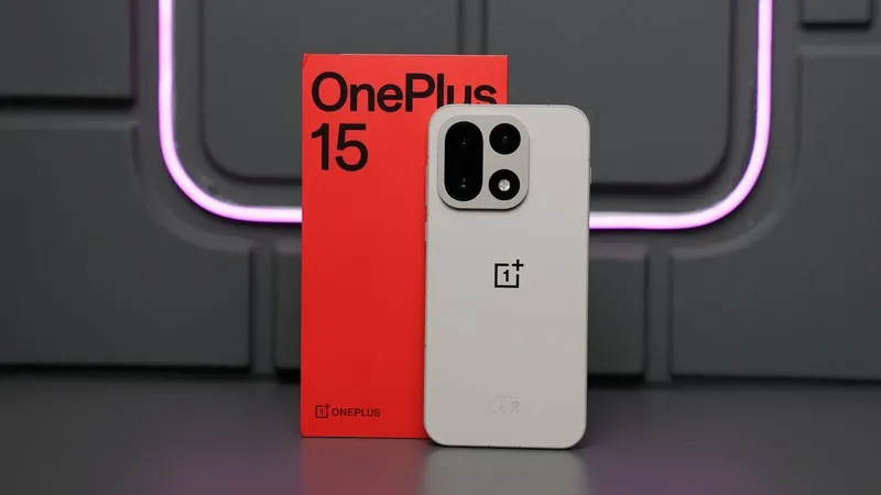 смартфон OnePlus 15 смартфон OnePlus 15
