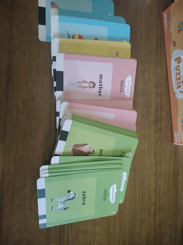 Игрушка для раннего обучения языков. 3