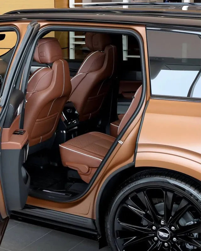 Cadillac Vistiq Platinum EV 2027 9 Cadillac Vistiq Platinum EV 2027 9