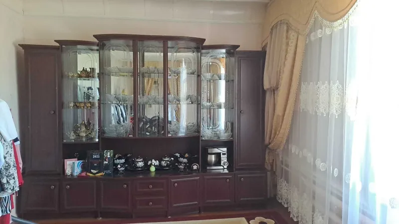 Продается Мебель стенка б/у
