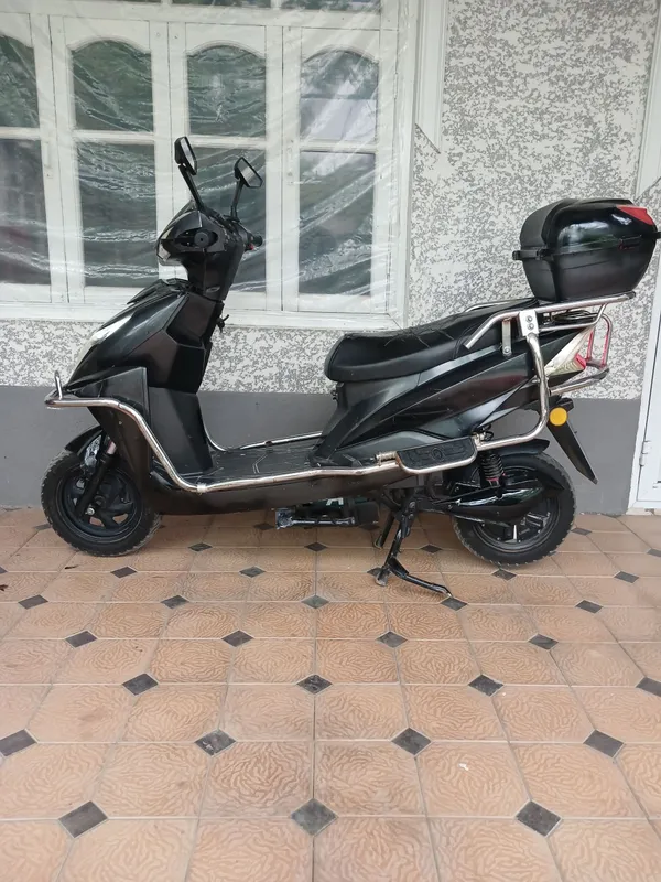6ta 20amperlik  60 70 kmga yetyapti zaryatkasi