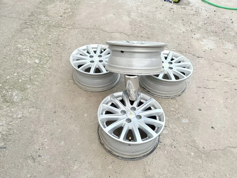 Mercedes 213 19 Diska 4ta B/u ideal xolatda aybi yoq — фото 3
