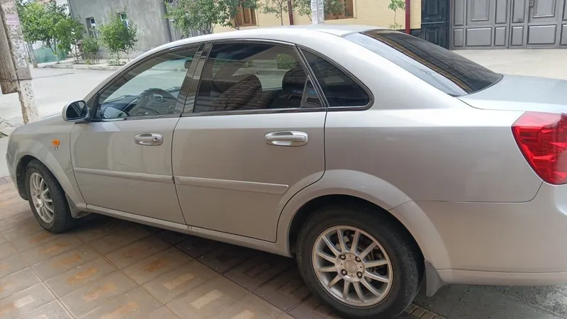Продаётся Daewoo Lacetti — фото 1
