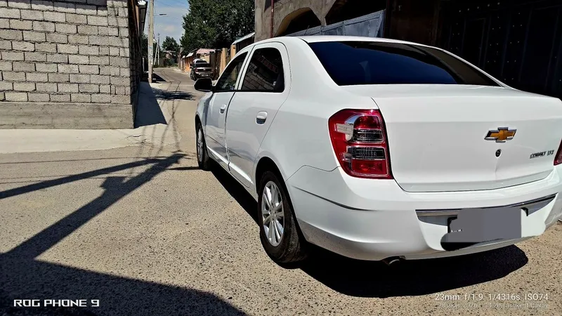 Chevrolet cobalt 2025 5