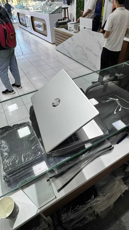 Hp Laptop 15 Amd rayzen 7 — фото 4
