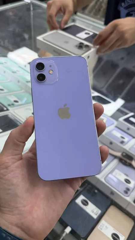 iPhone 12 256GB Purple