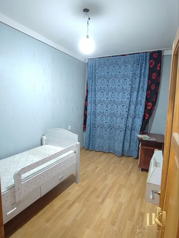 Ta’mirlangan keng 2 xonali kvartira sotiladi 4 Ta’mirlangan keng 2 xonali kvartira sotiladi 4