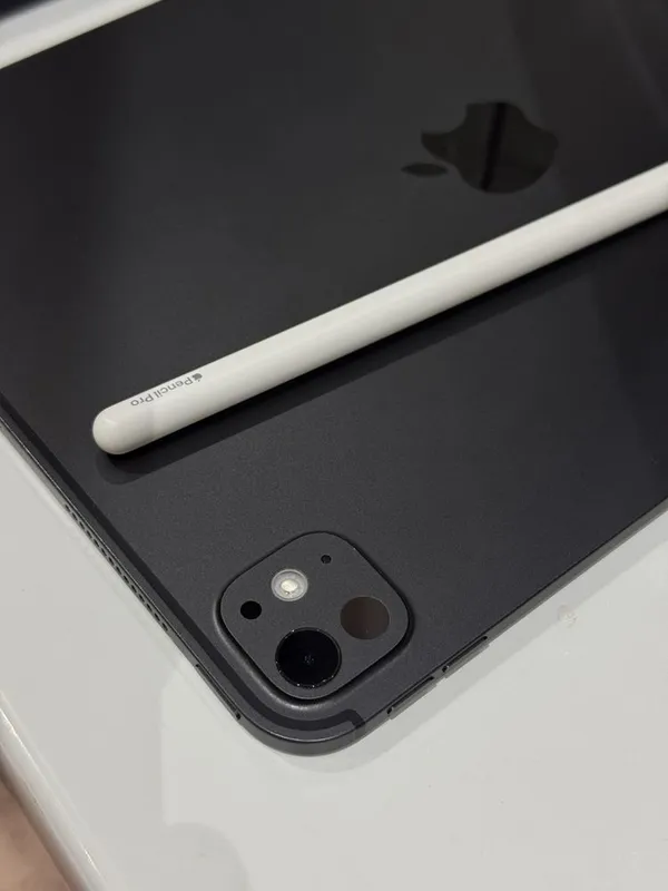 Apple iPad Pro 11-inch m4 256 — фото 2