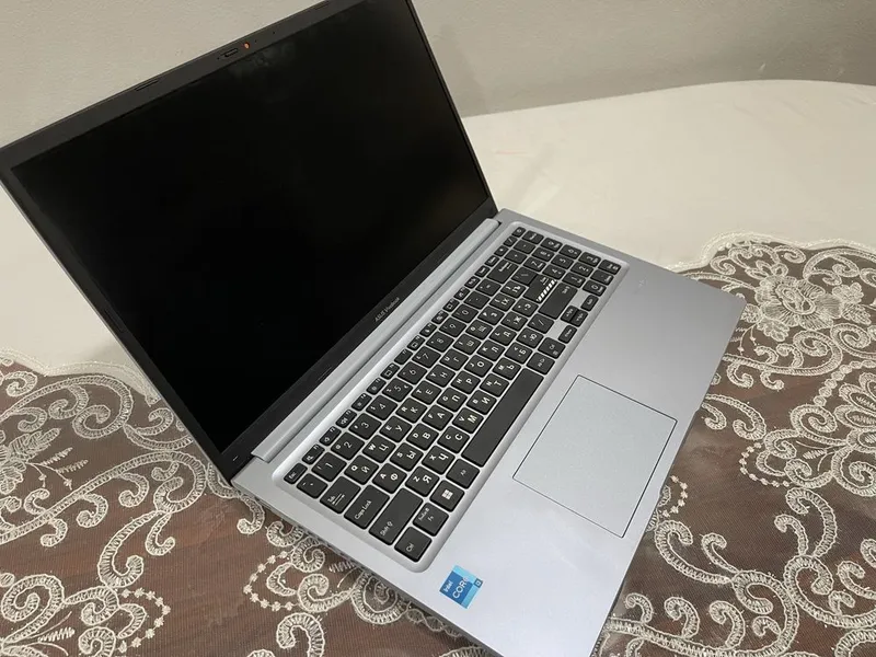 ASUS VivoBook sotiladi yengi kop ishlamagan — фото 5
