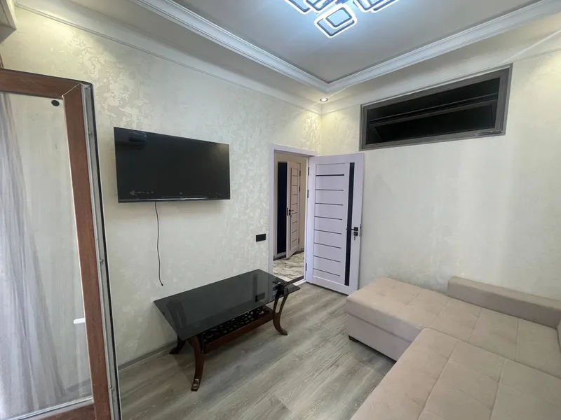 | 2-xonali xonadon 42 m² sotiladi 5
