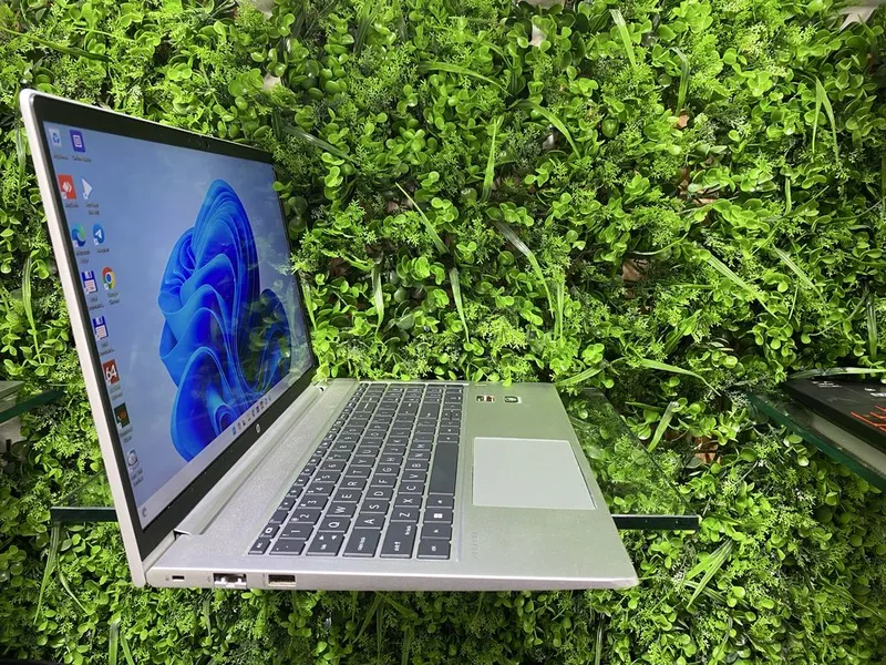 Hp probook 16/512 ssd holati yangidek dasturlash sohalari uchun — фото 2