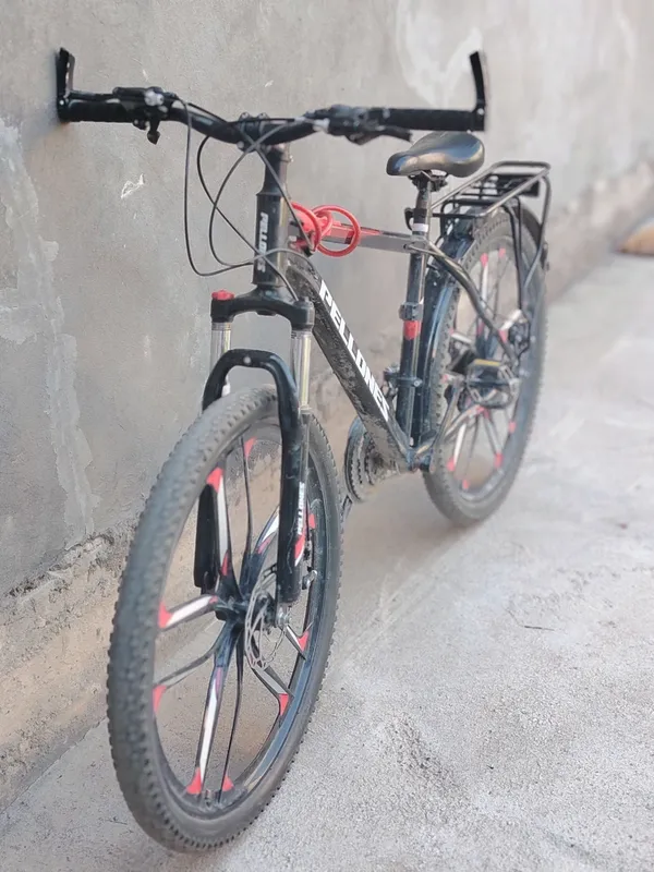 Velosiped sotiladi