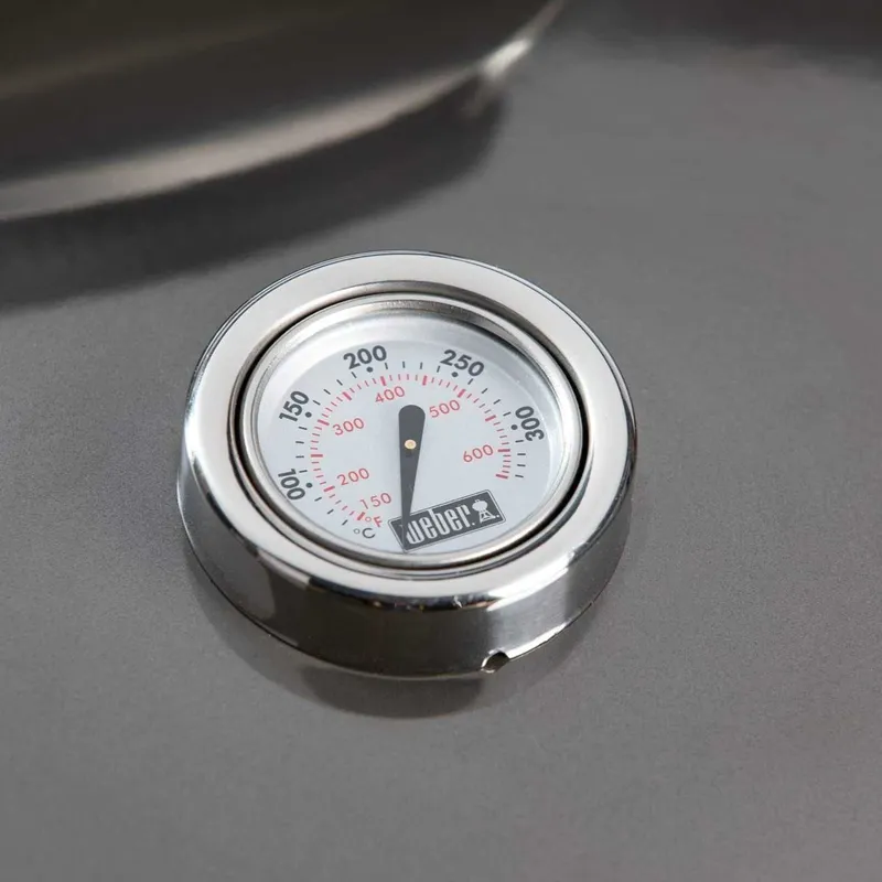 Угольный гриль Weber Master-Touch GBS C-5750 Smoke EU 3 Угольный гриль Weber Master-Touch GBS C-5750 Smoke EU 3