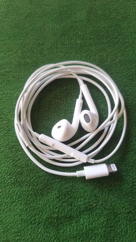 Samsung AKG 3.5мм оргинал наушник Apple EarPods Lightning оргинал 2